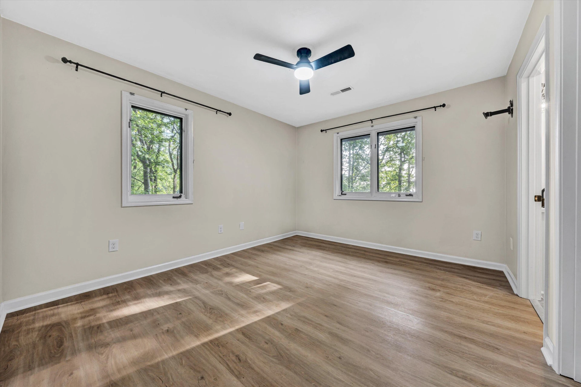8757 Bent Mountain RD - Photo 17