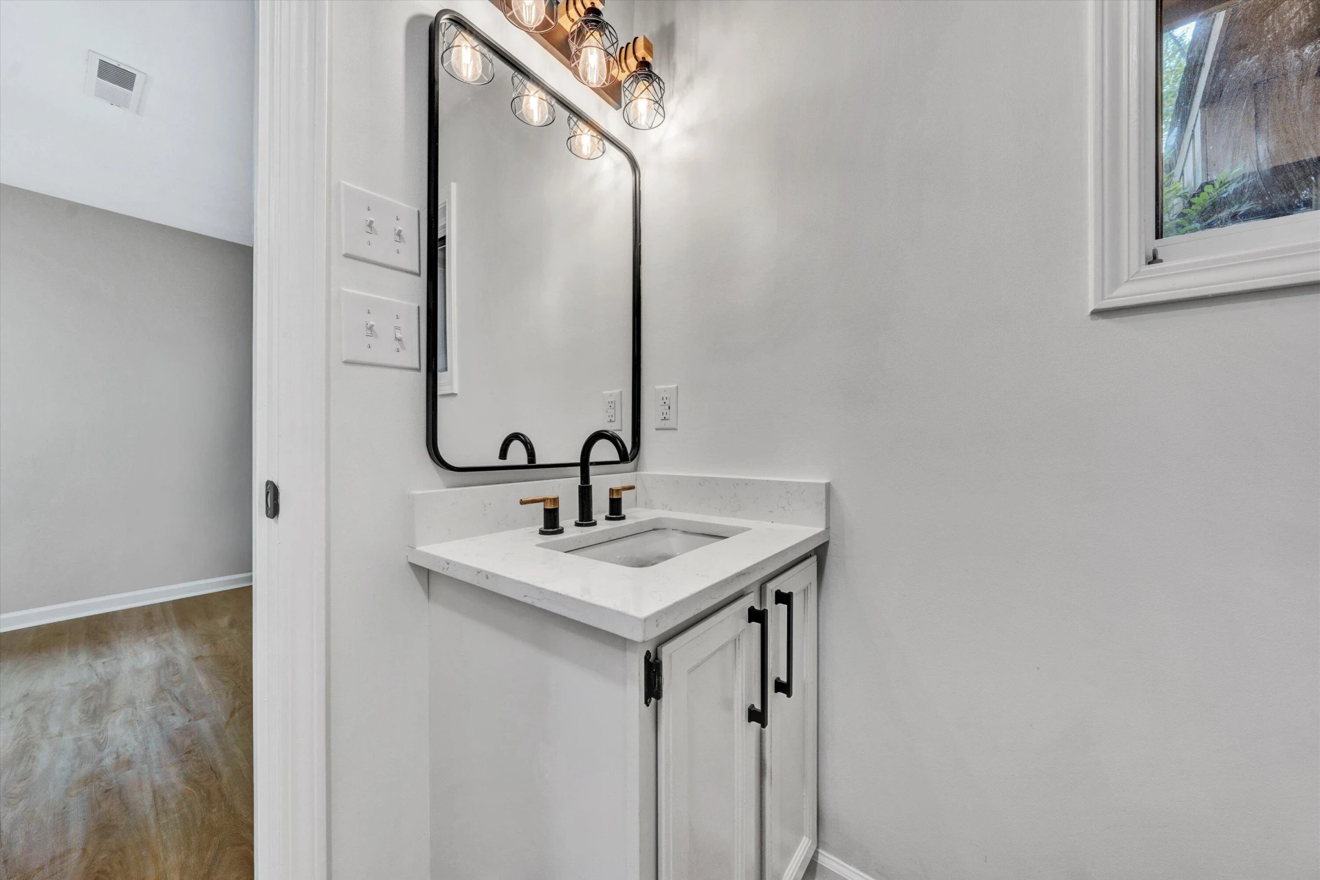 8757 Bent Mountain RD - Photo 23