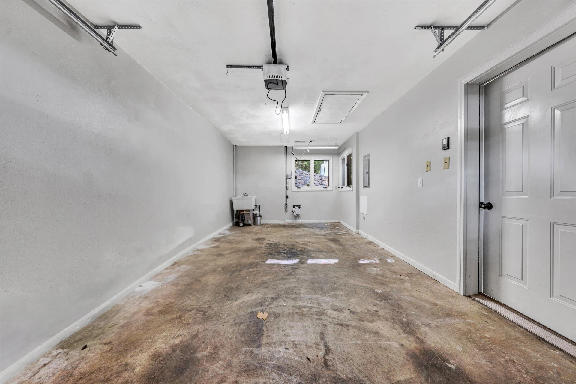 8757 Bent Mountain RD - Photo 28