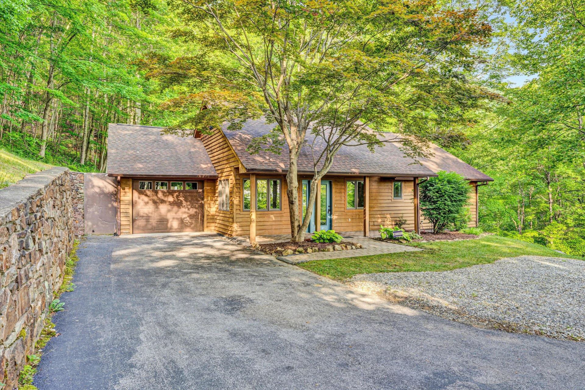 8757 Bent Mountain RD - Photo 3