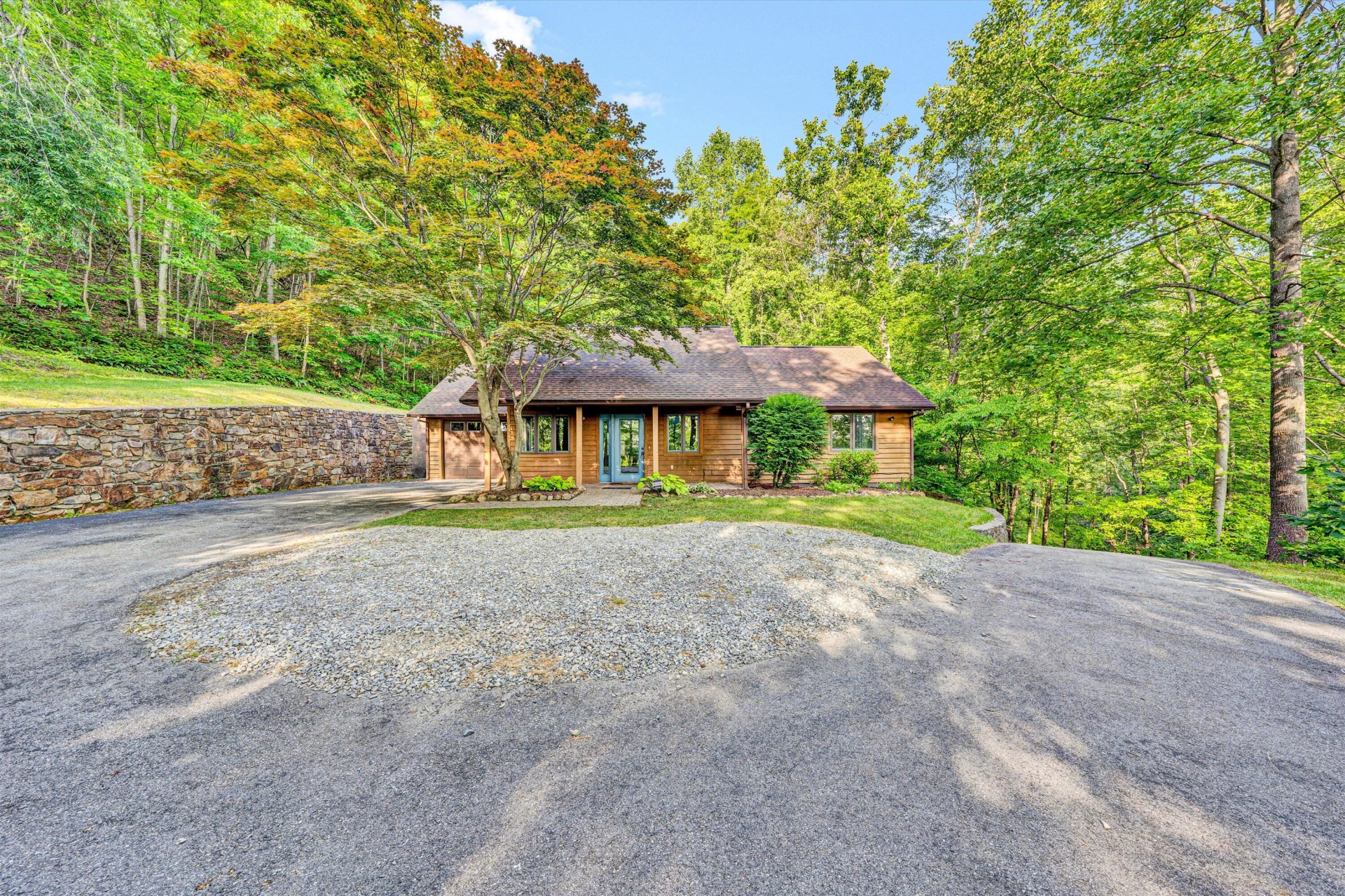 8757 Bent Mountain RD - Photo 36