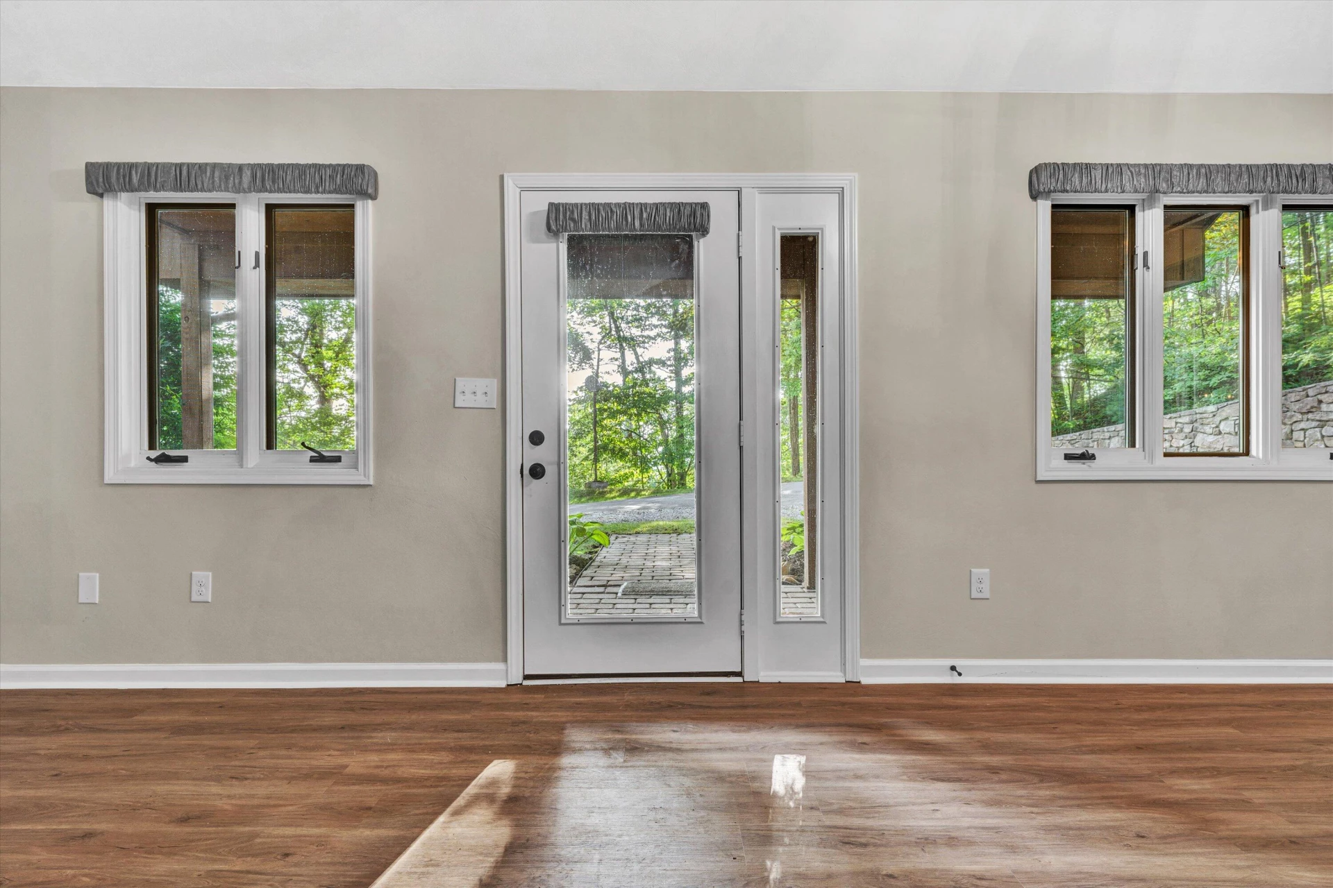 8757 Bent Mountain RD - Photo 5