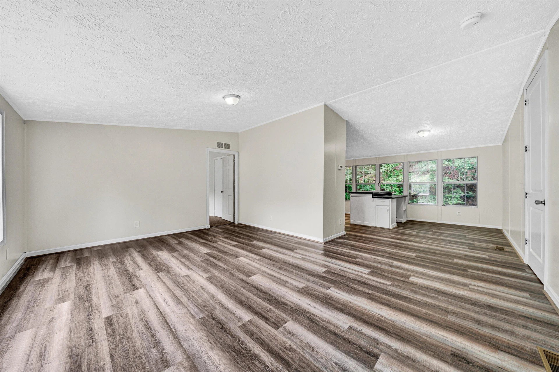 5006 Fort Lewis Church RD - Photo 4