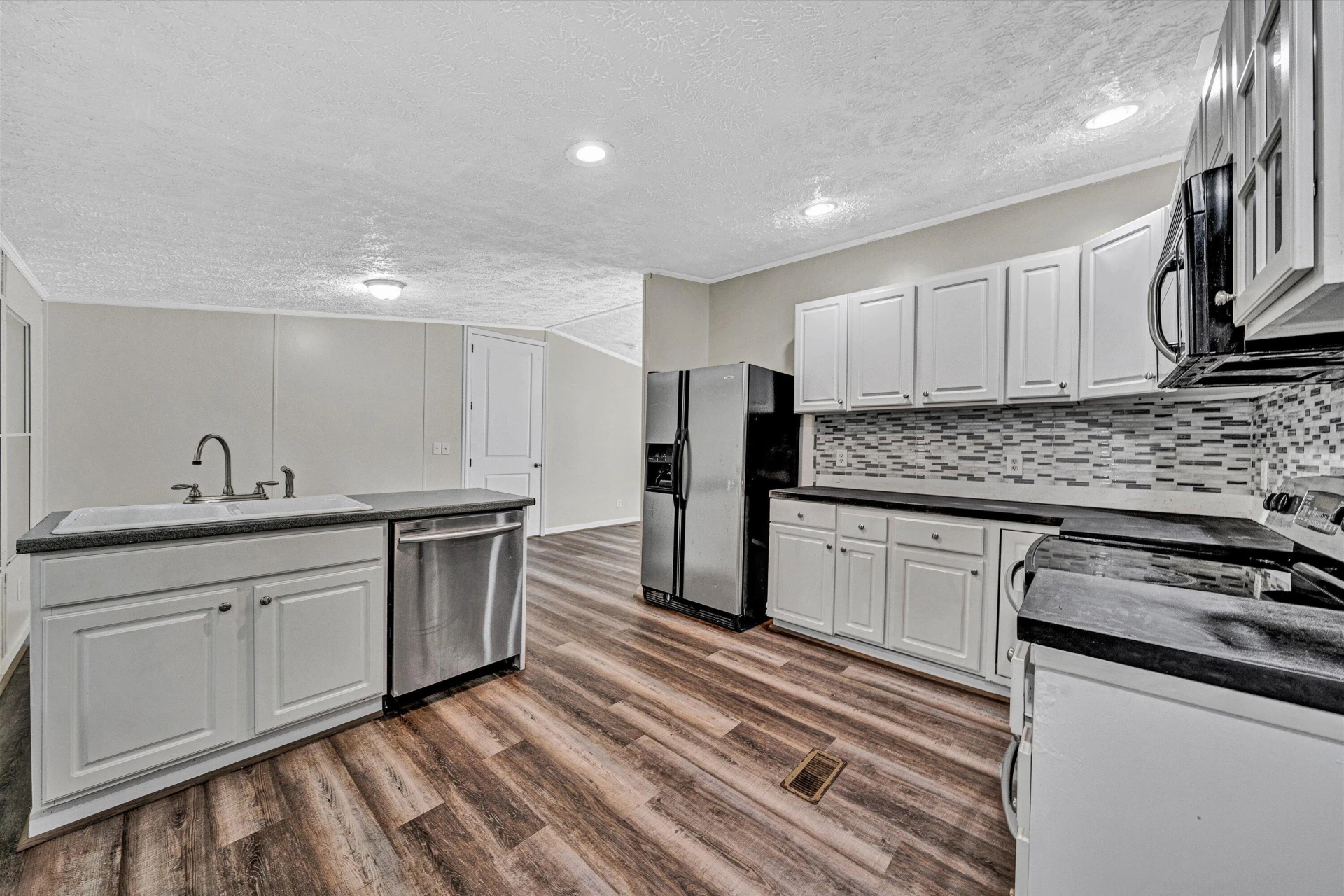 5006 Fort Lewis Church RD - Photo 8