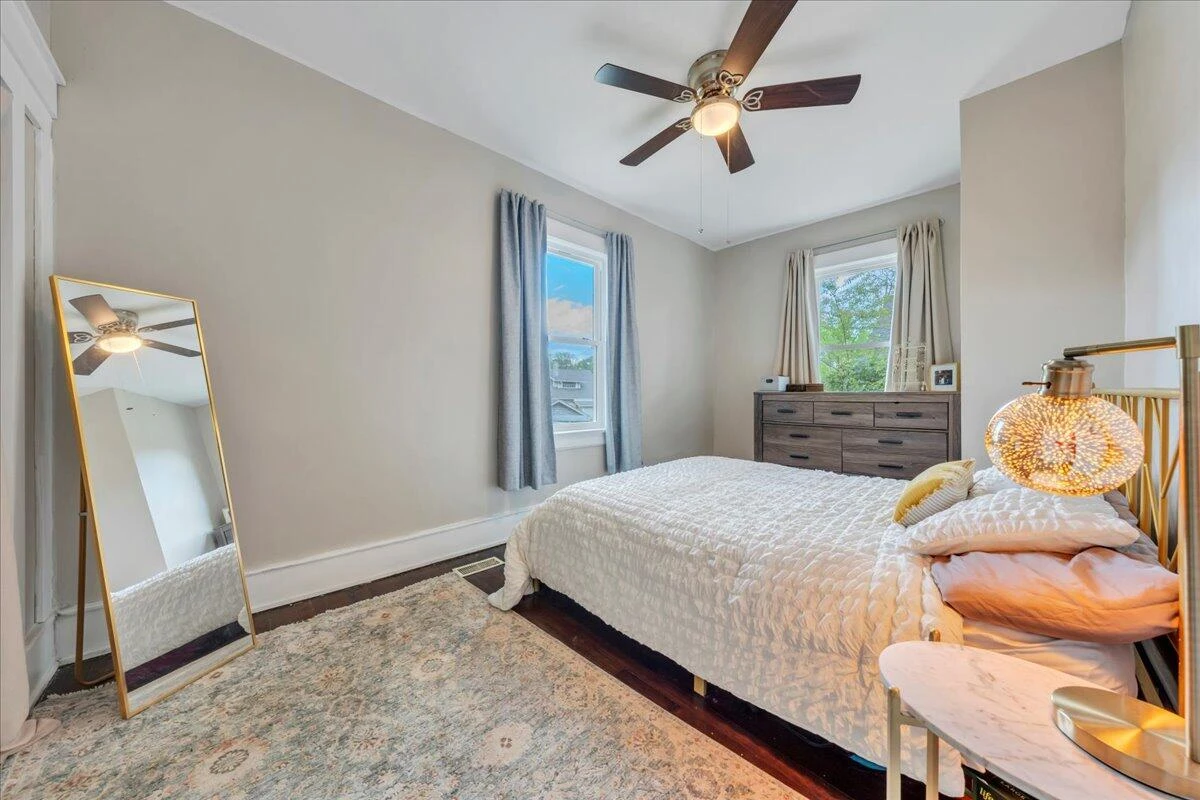 1915 Denniston AVE - Photo 18