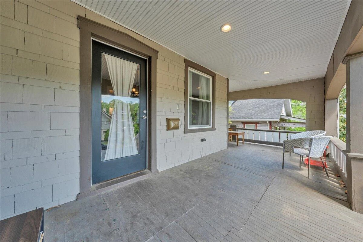 1915 Denniston AVE - Photo 2