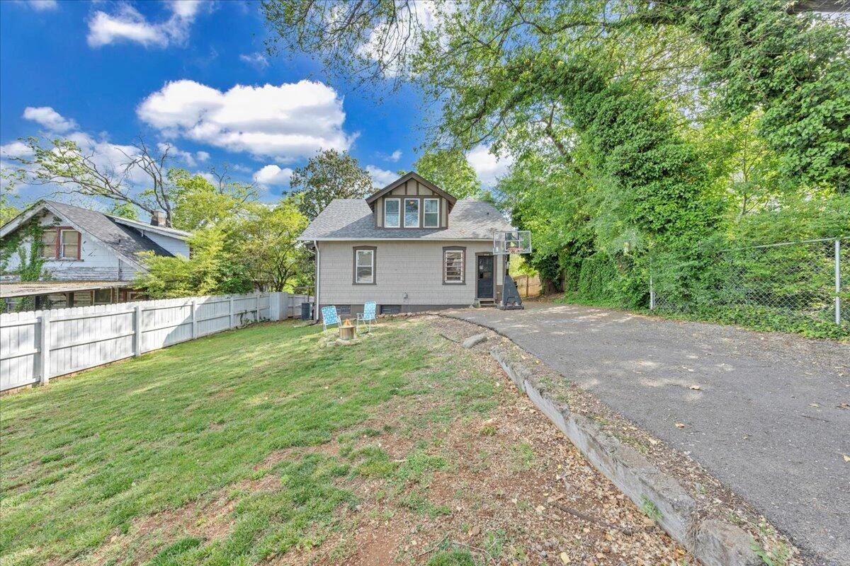 1915 Denniston AVE - Photo 33