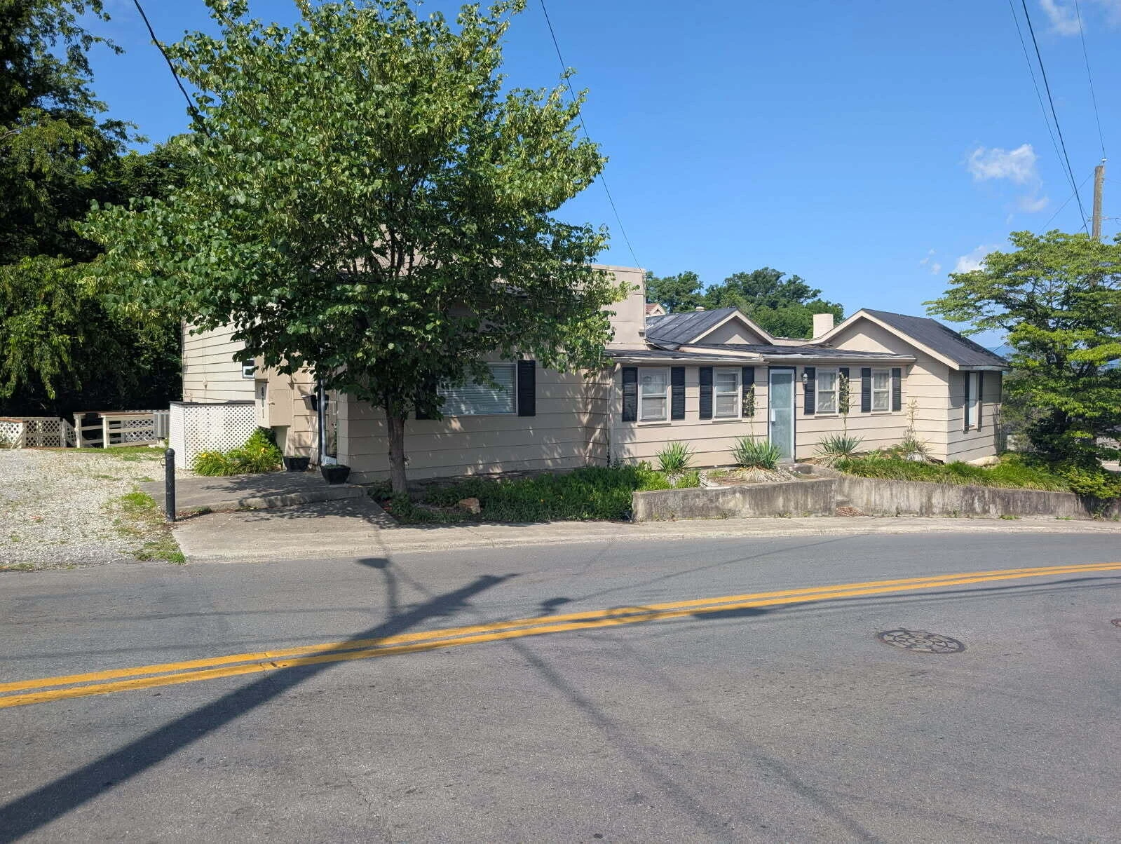 801 Bedford RD - Photo 2