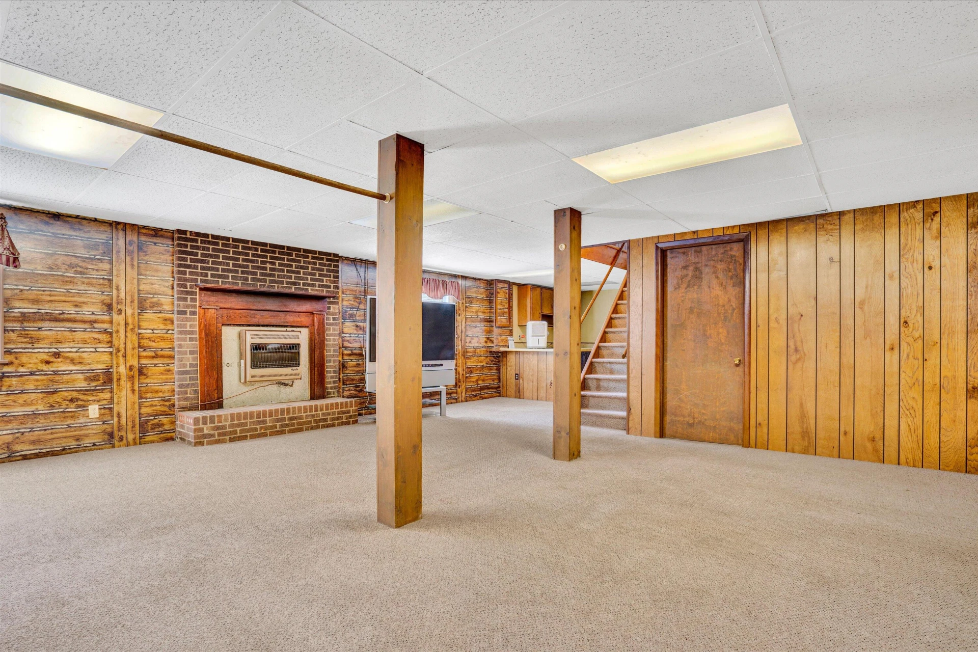 2680 FORK MOUNTAIN RD - Photo 23