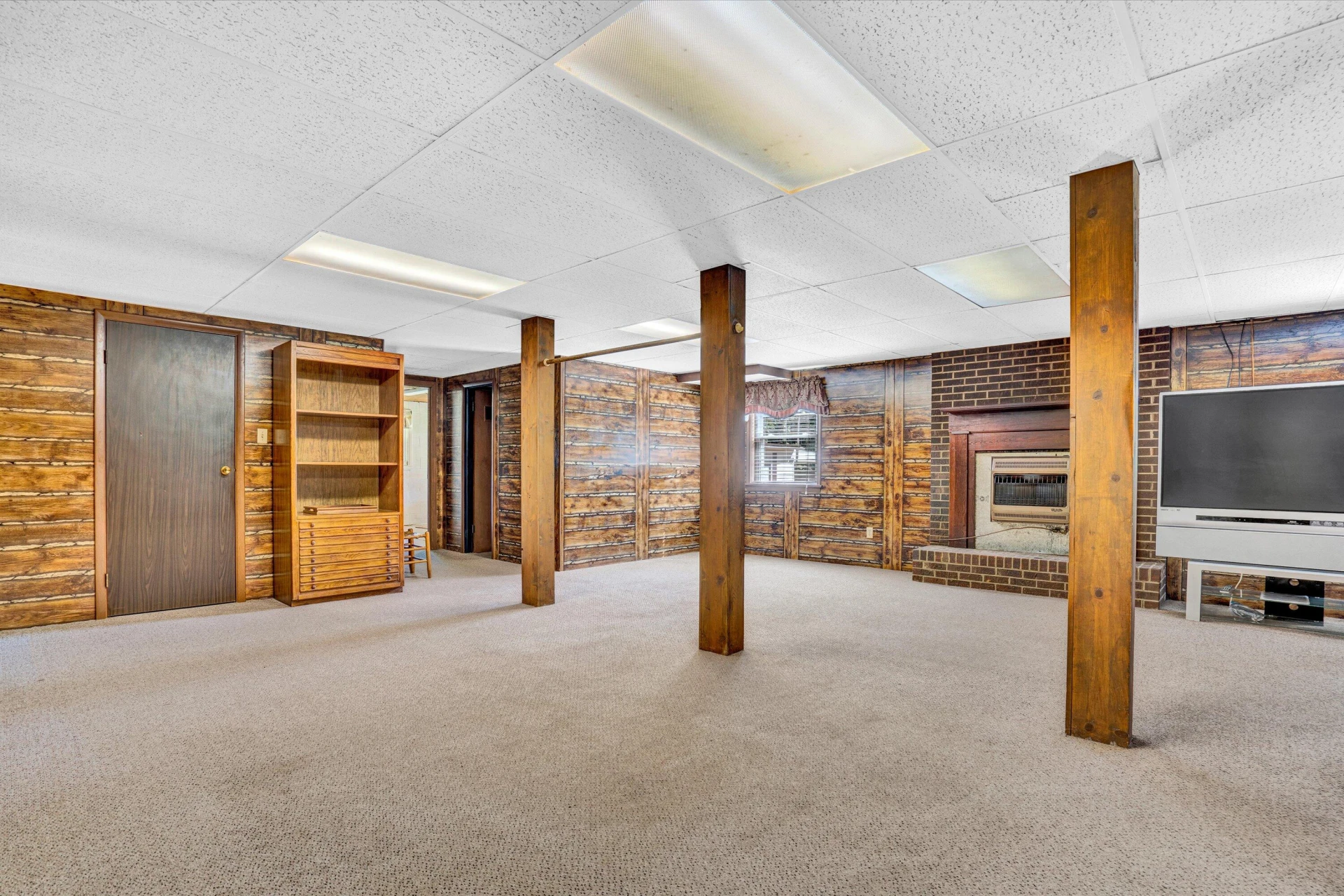 2680 FORK MOUNTAIN RD - Photo 24
