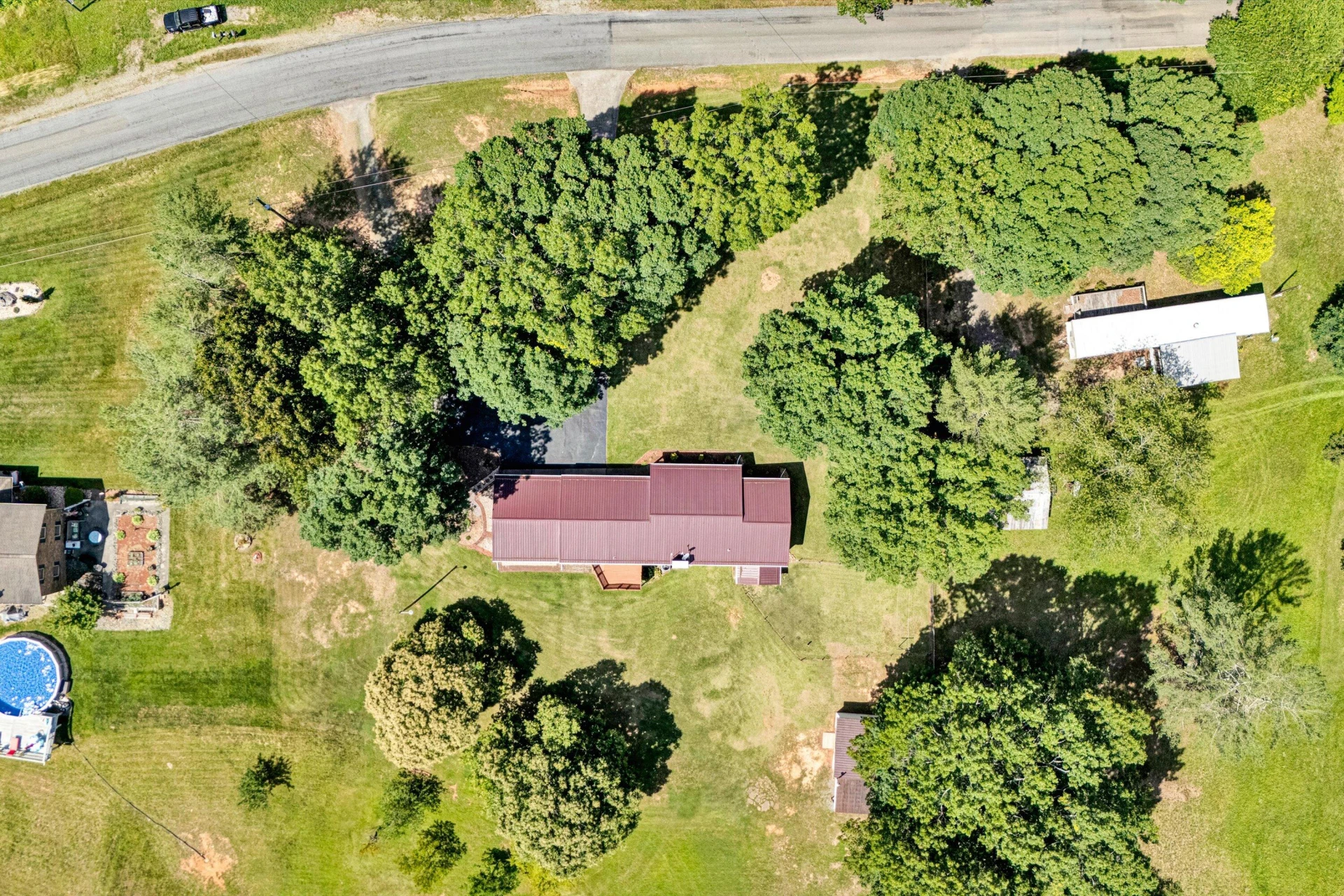 2680 FORK MOUNTAIN RD - Photo 38