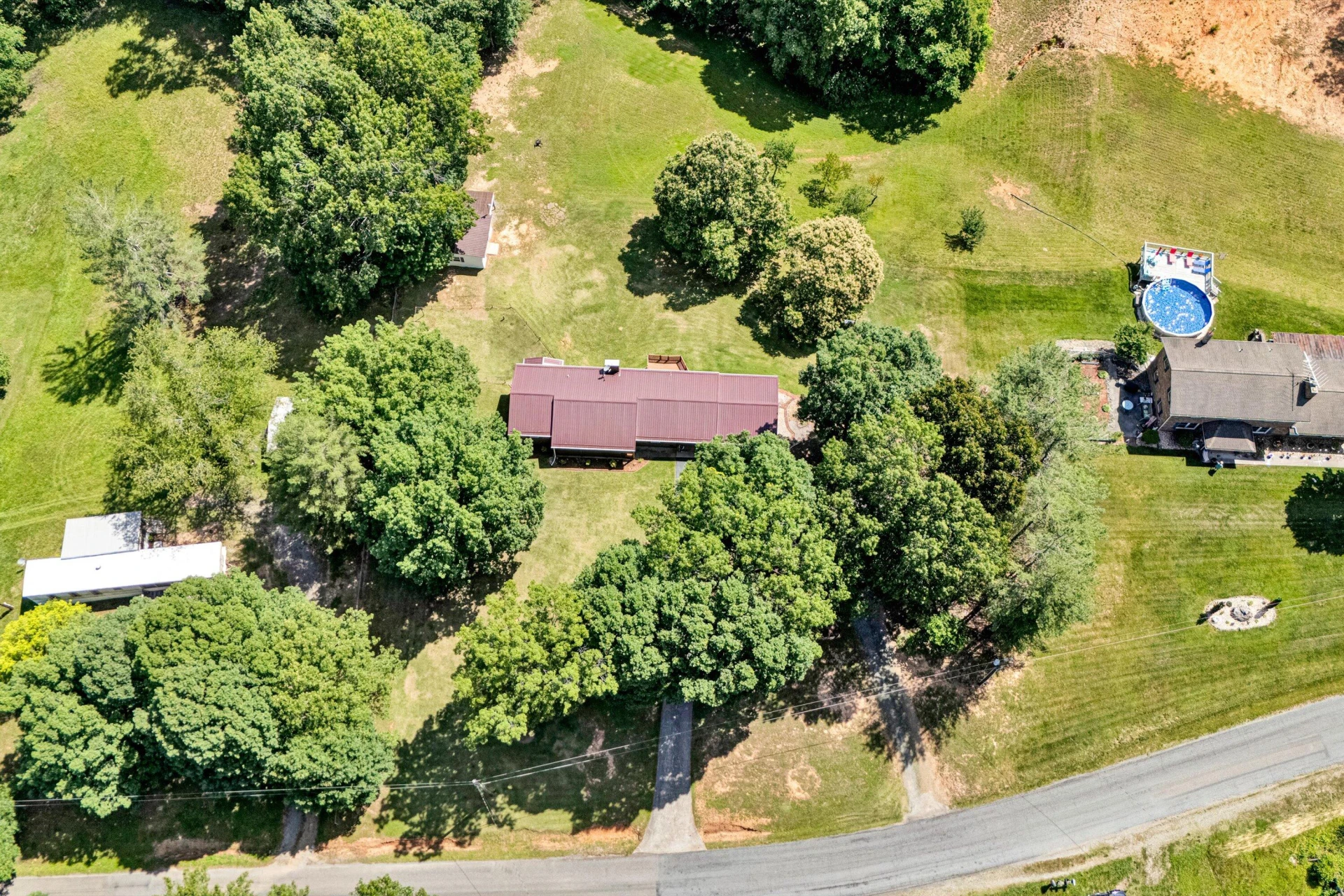 2680 FORK MOUNTAIN RD - Photo 40