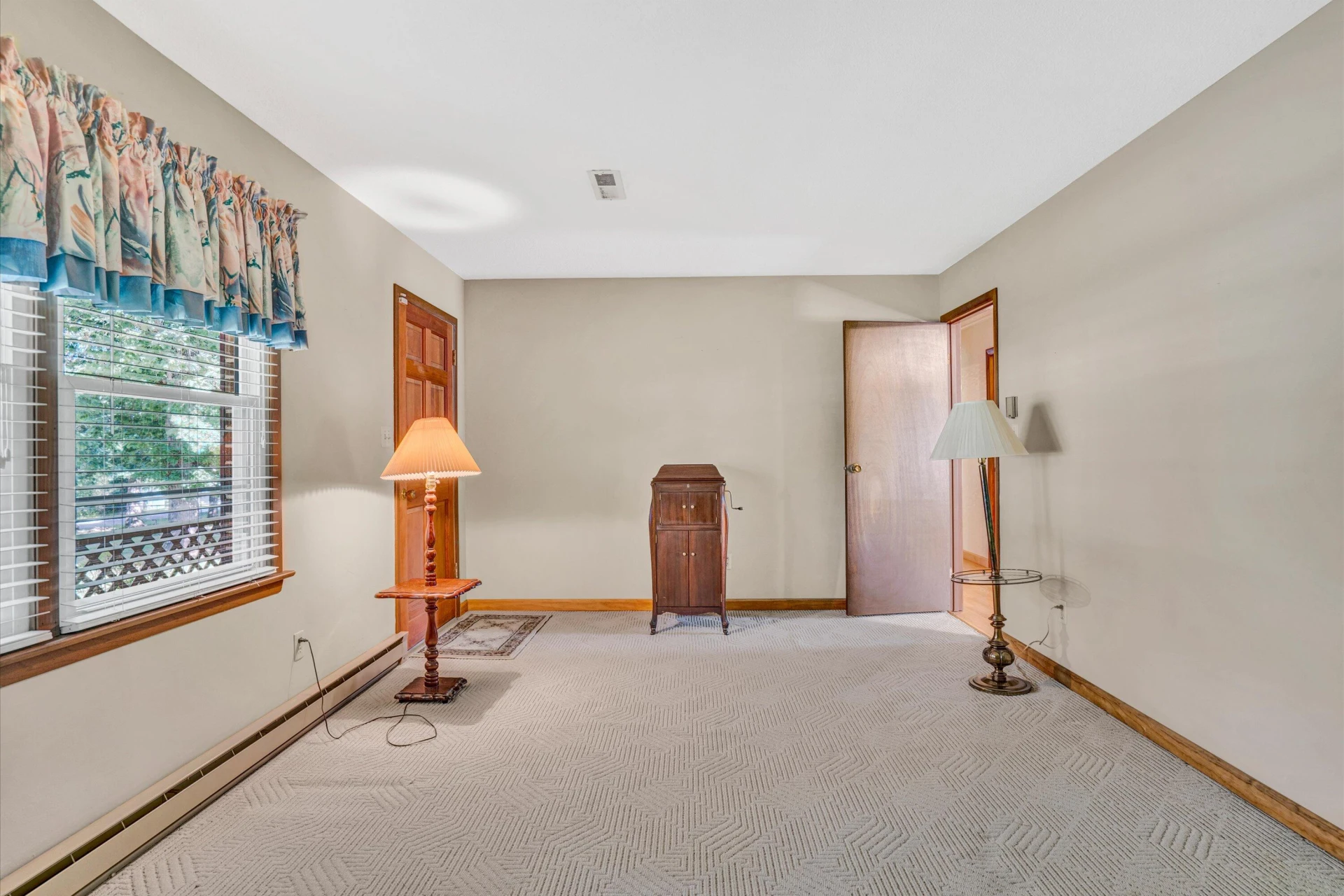 2680 FORK MOUNTAIN RD - Photo 8