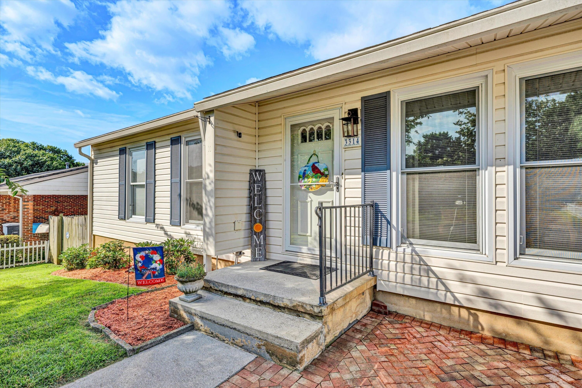 3314 Meadowrun DR - Photo 3
