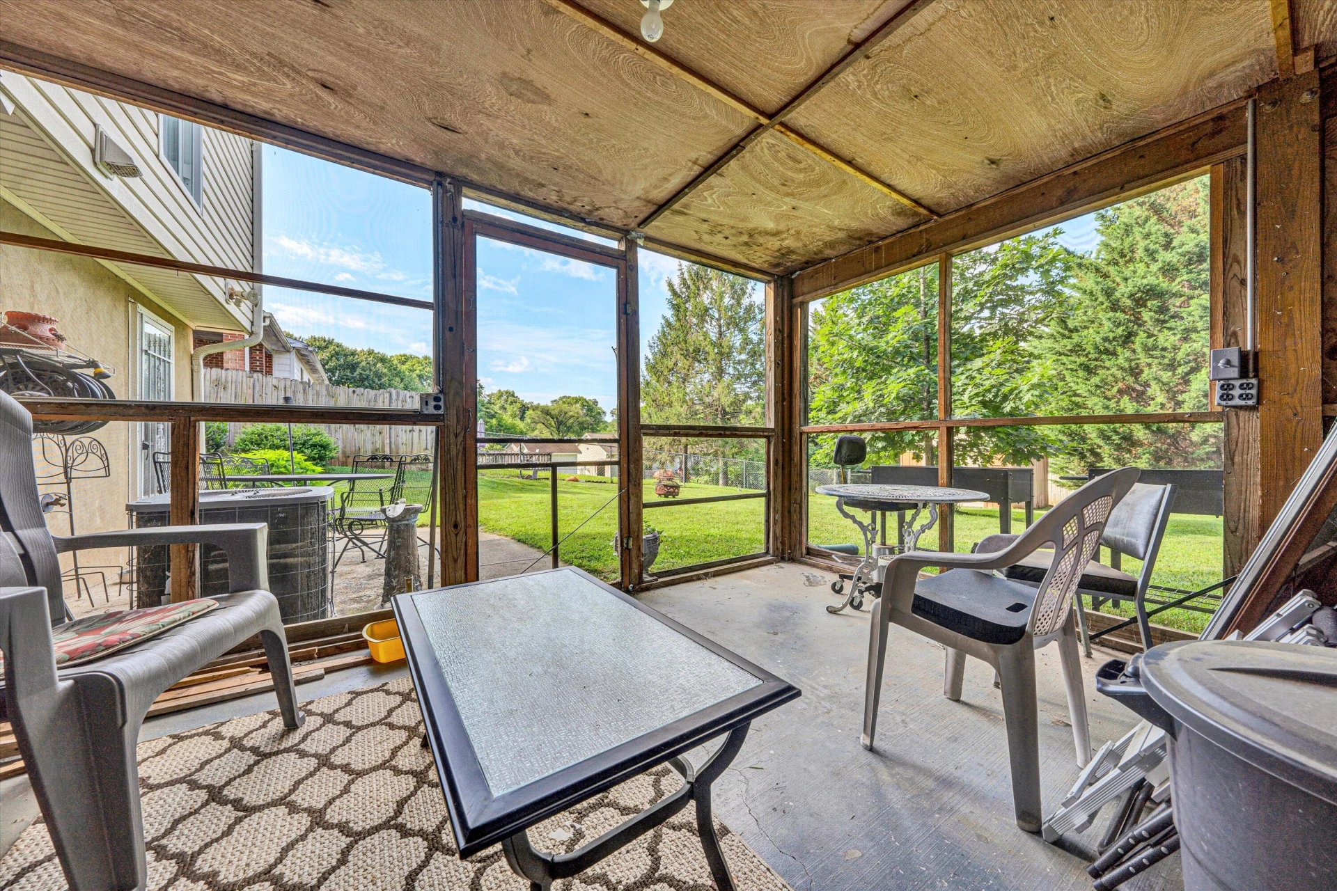 3314 Meadowrun DR - Photo 32