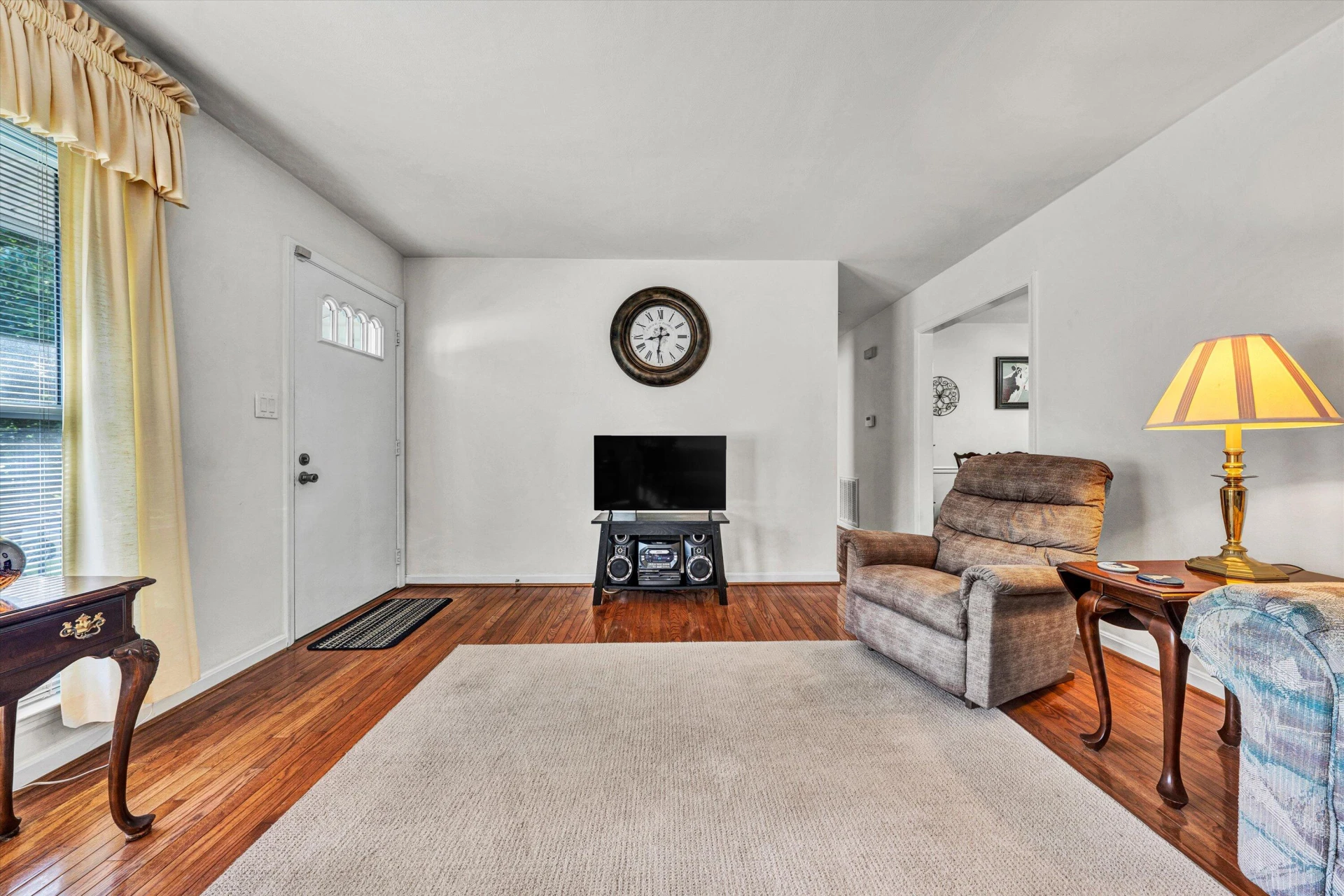 3314 Meadowrun DR - Photo 6