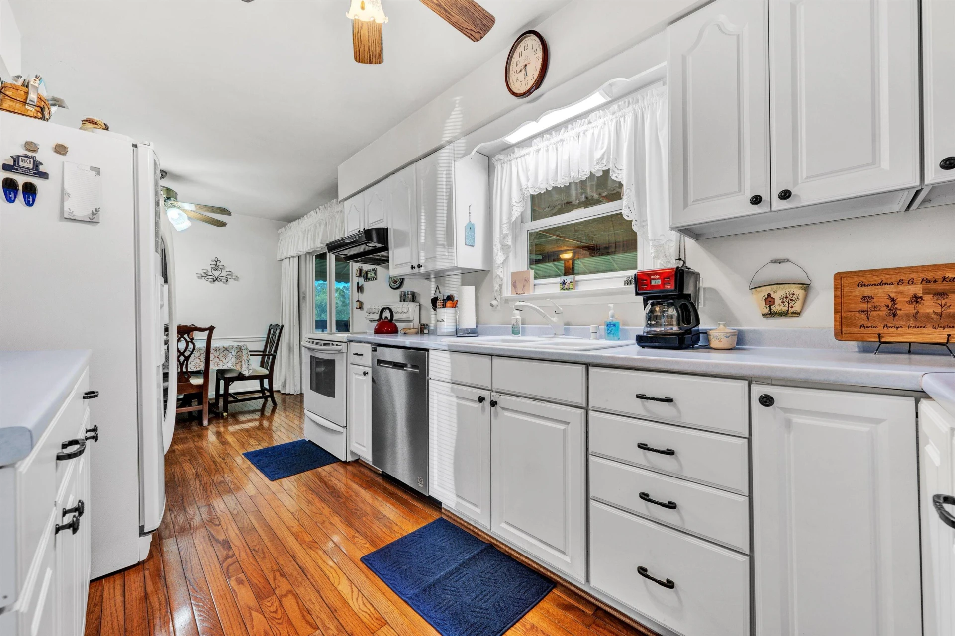 3314 Meadowrun DR - Photo 9