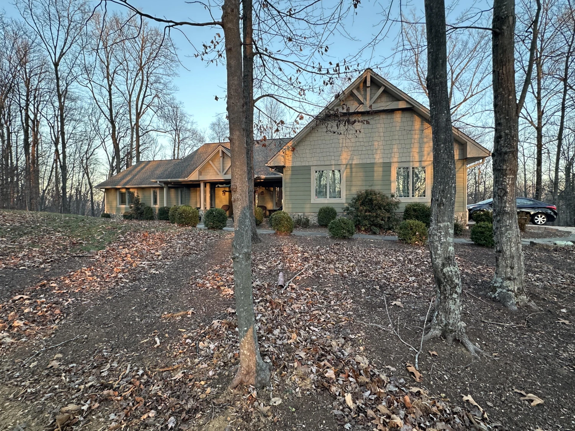 907 Vista PKWY