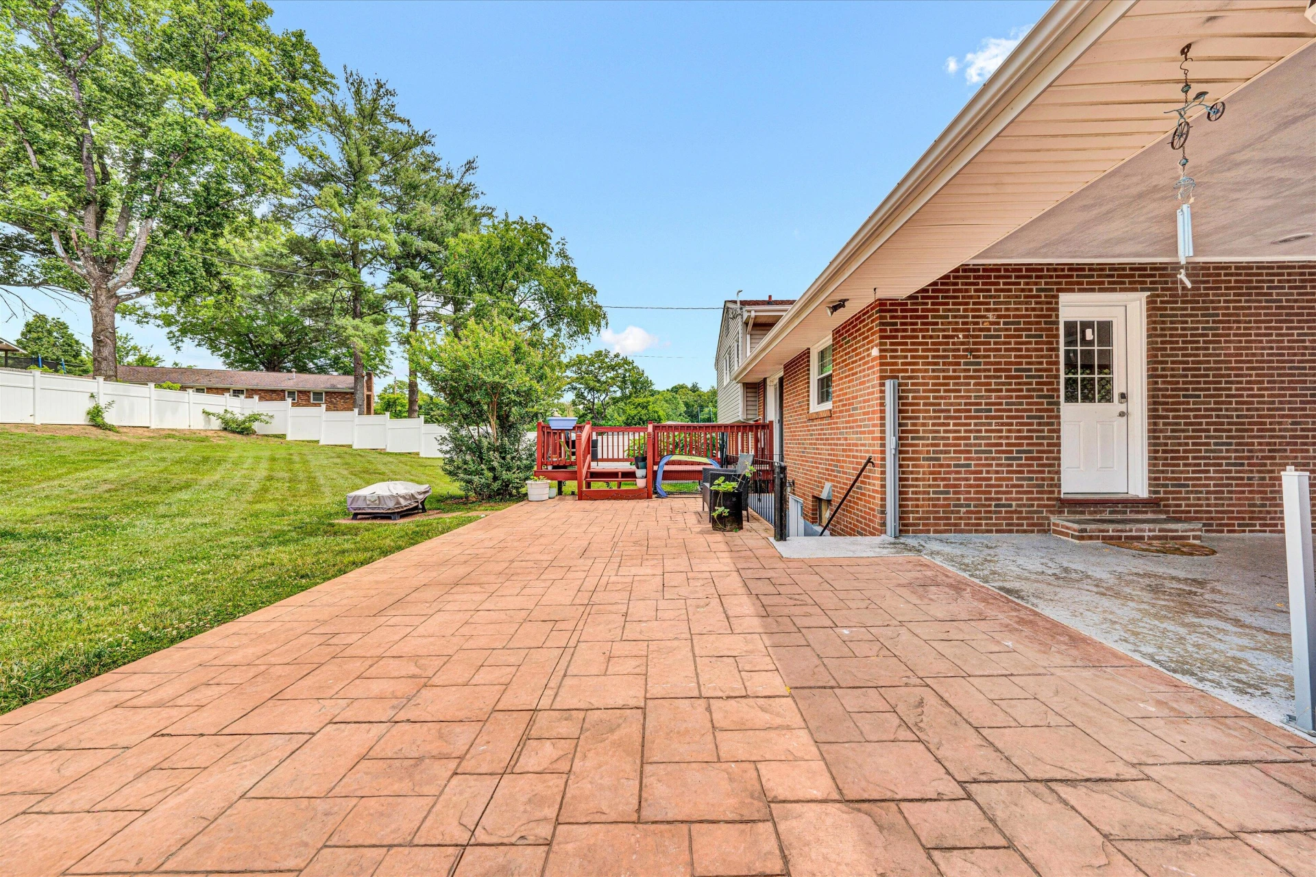 2604 McVitty RD - Photo 26
