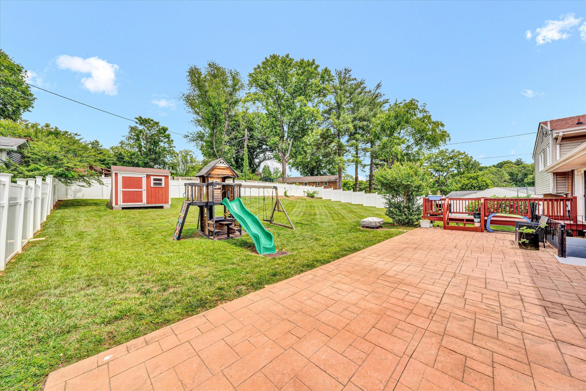 2604 McVitty RD - Photo 35