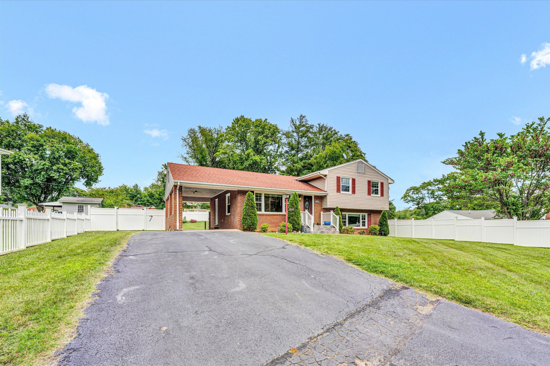 2604 McVitty RD - Photo 37