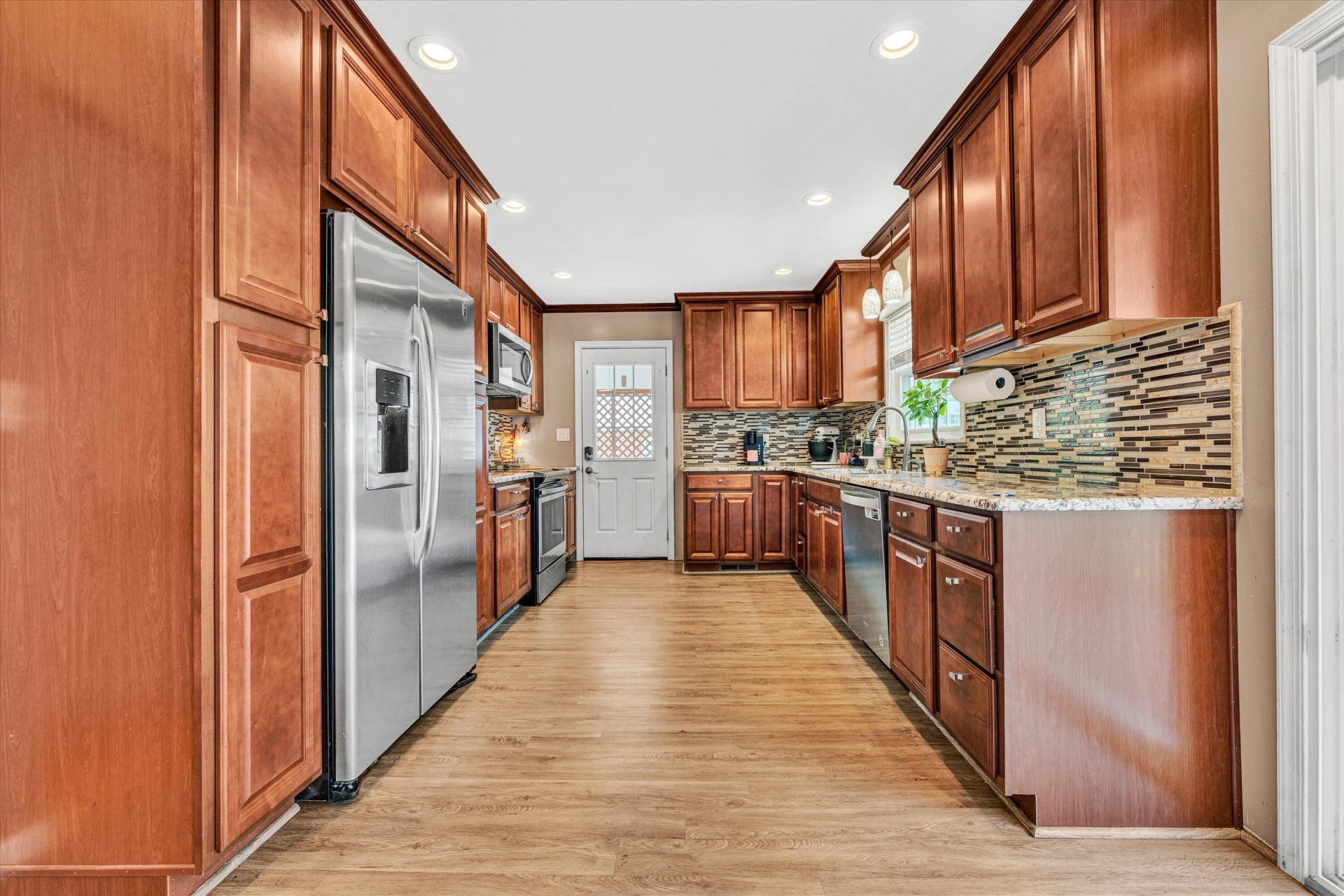 2604 McVitty RD - Photo 7