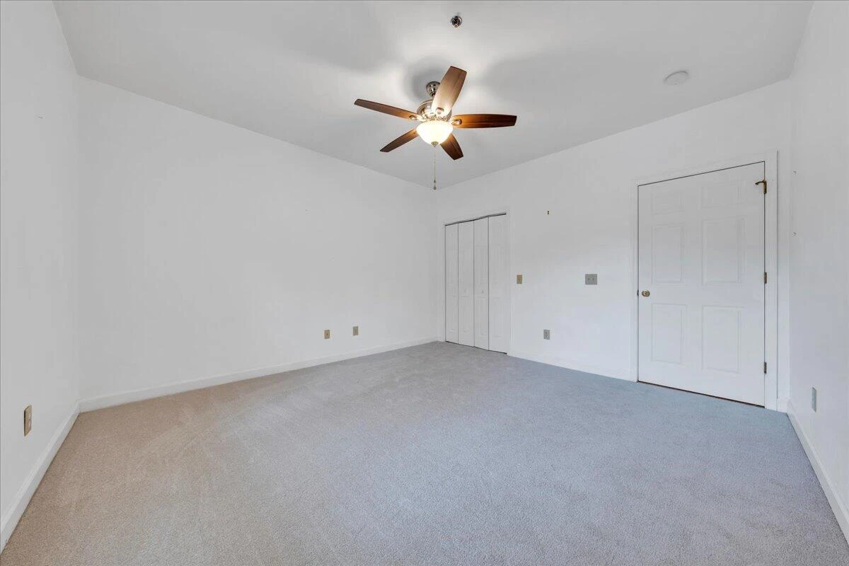 3040 Mcvitty Forest DR #211 - Photo 34