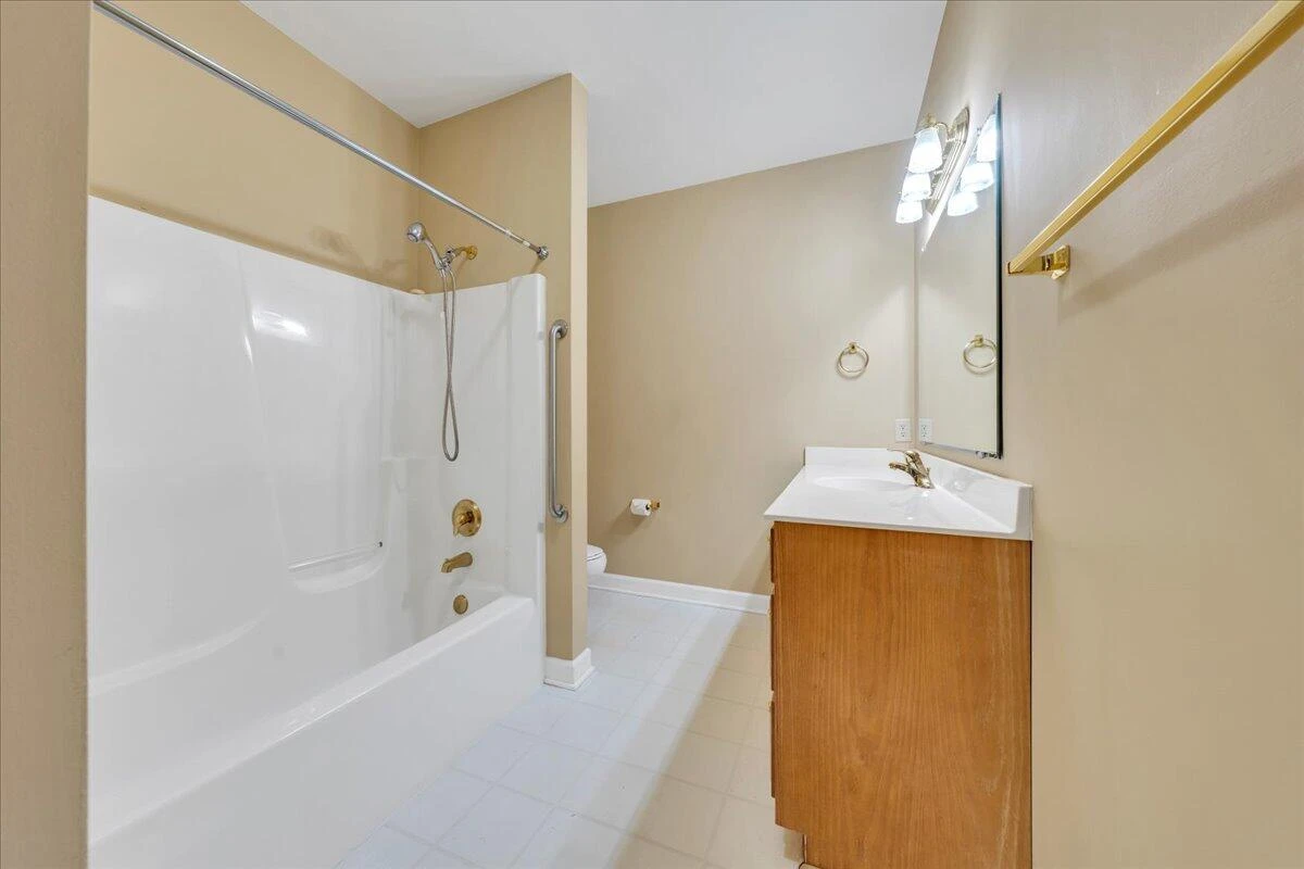 3040 Mcvitty Forest DR #211 - Photo 41