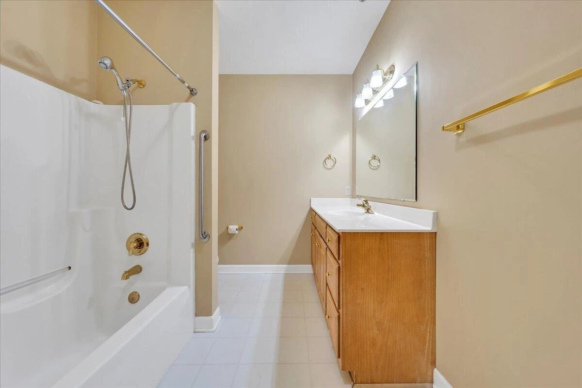 3040 Mcvitty Forest DR #211 - Photo 42