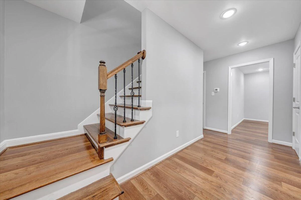 1506 June DR - Photo 2