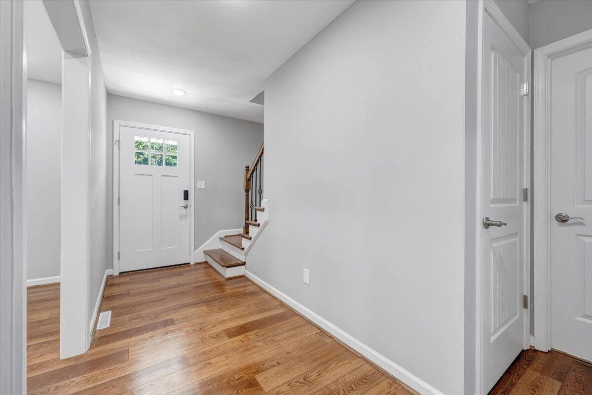 1506 June DR - Photo 4