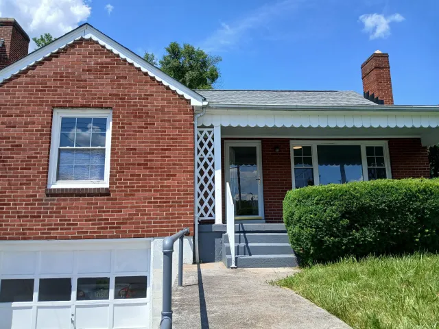 214 Madison ST