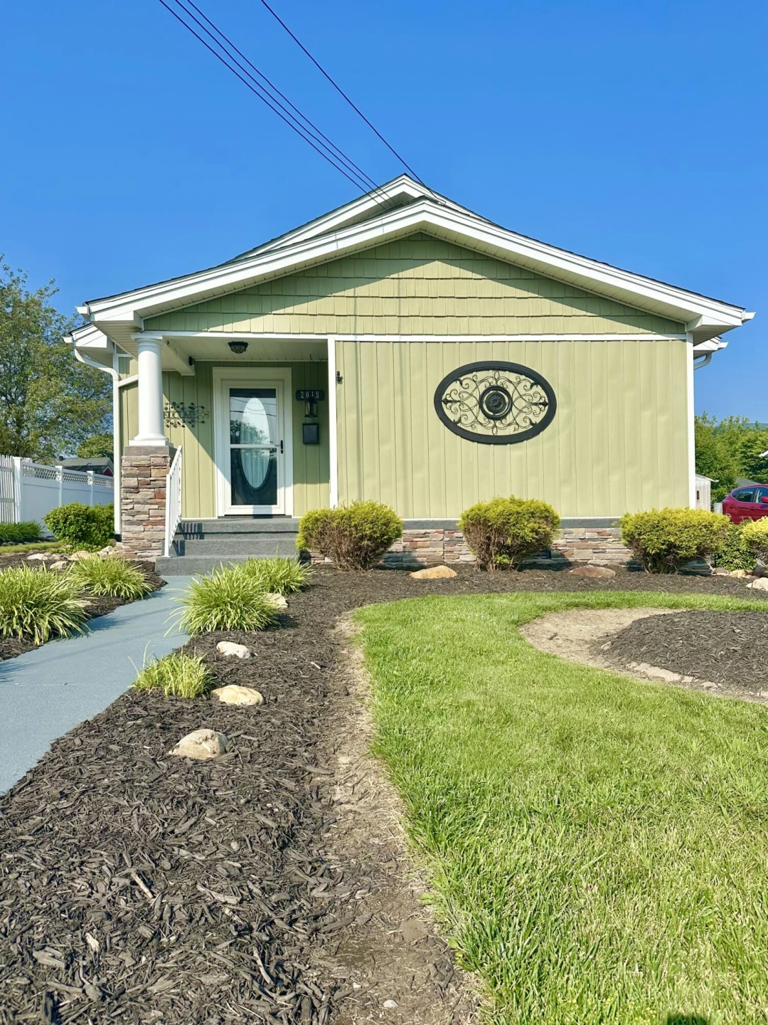 2019 Lee AVE