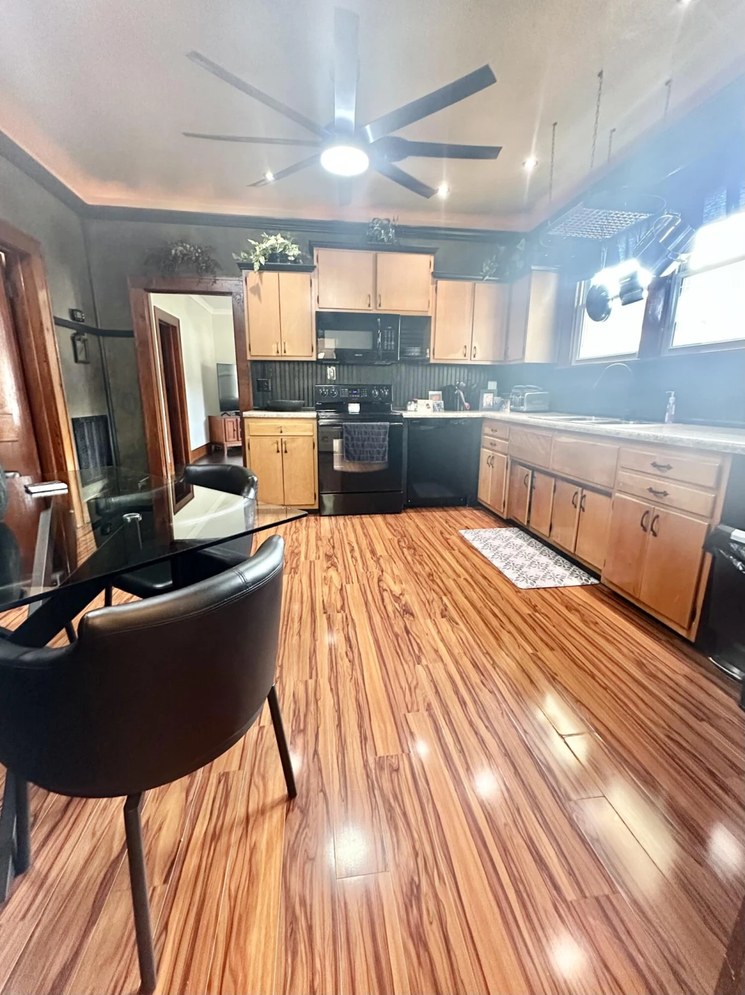 2019 Lee AVE - Photo 23
