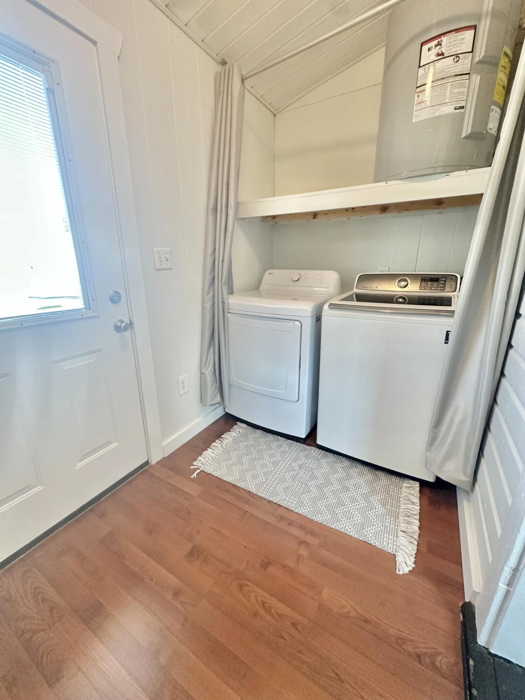 2019 Lee AVE - Photo 42