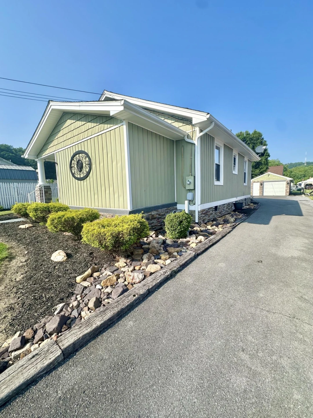 2019 Lee AVE - Photo 7