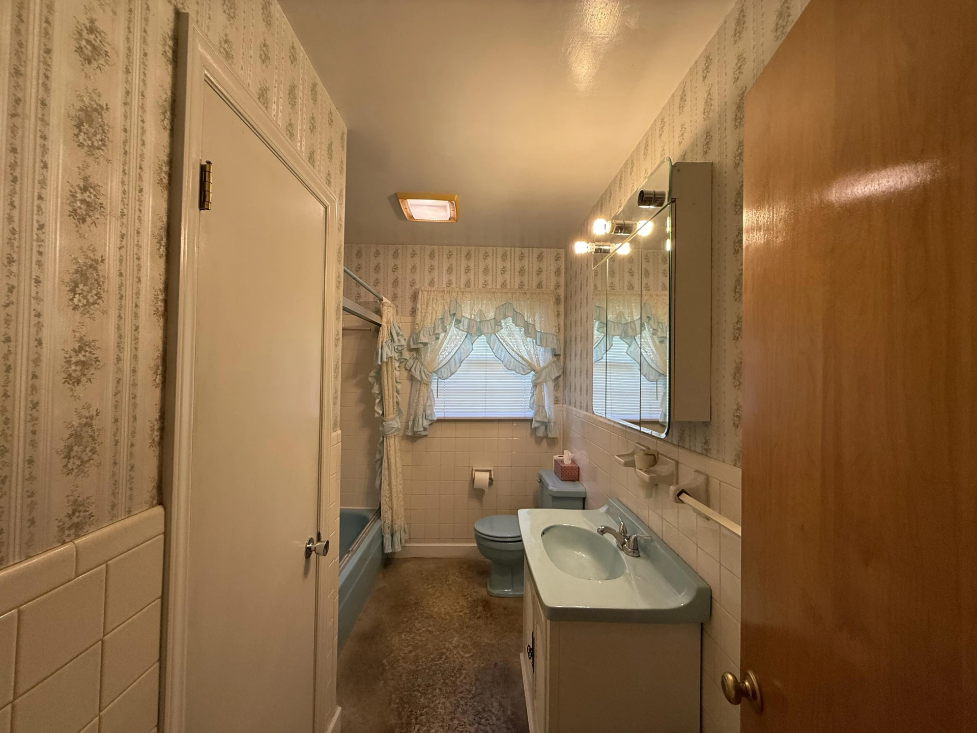 420 HOMEPLACE DR - Photo 12