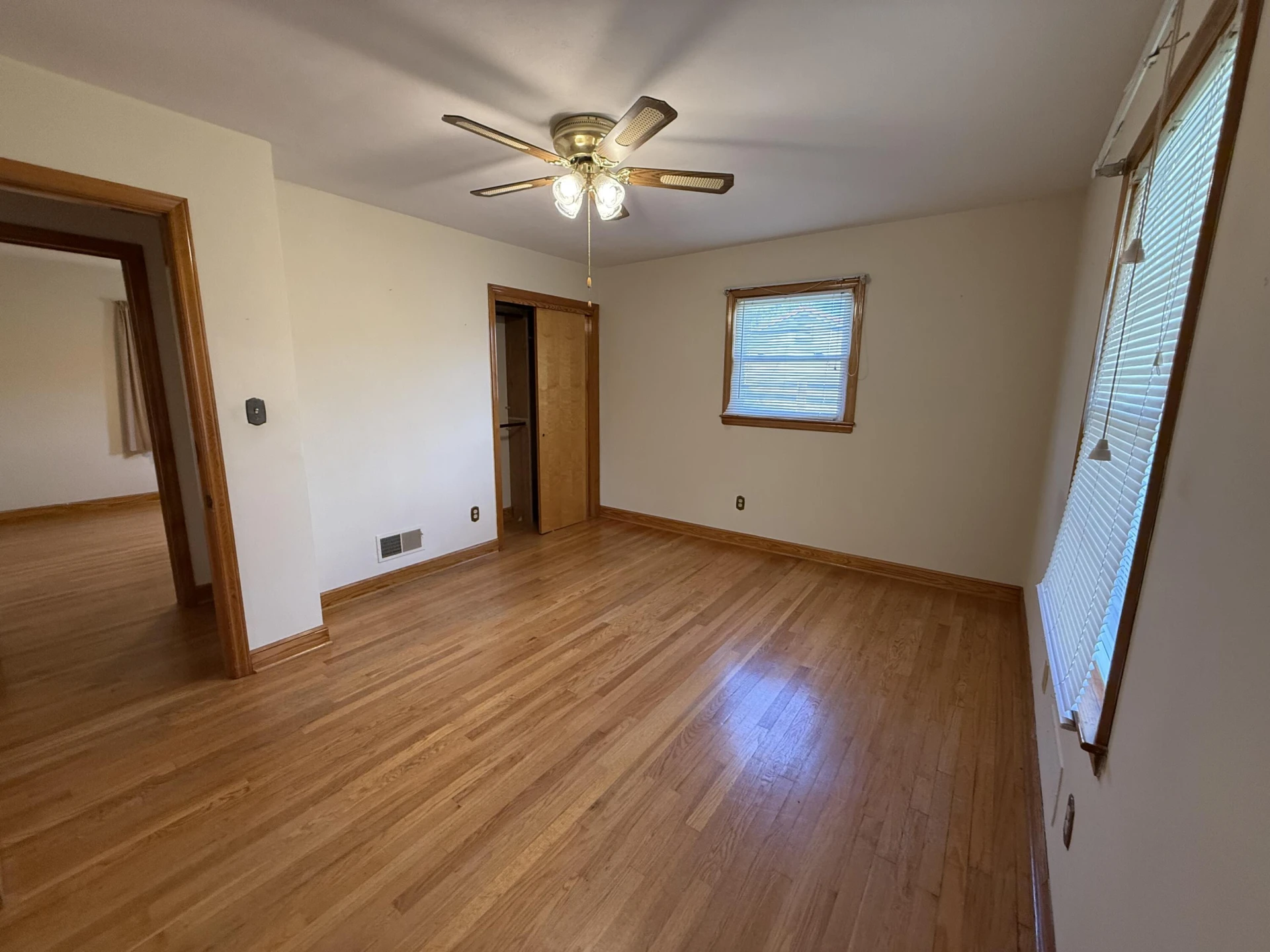 420 HOMEPLACE DR - Photo 14