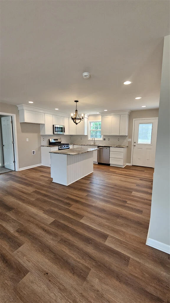 808 Harrison AVE - Photo 12