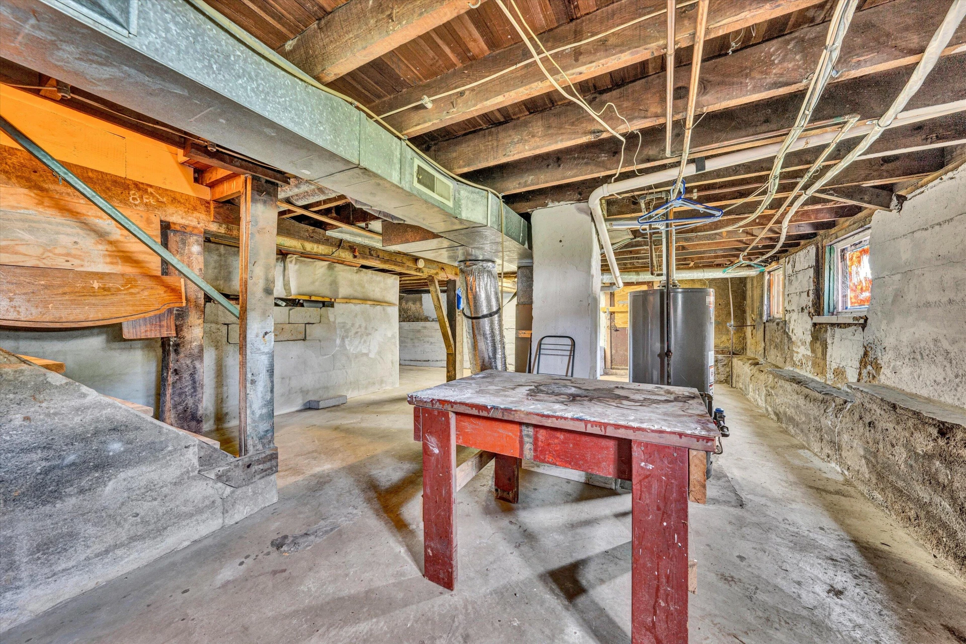 1108 Tompkins AVE - Photo 24