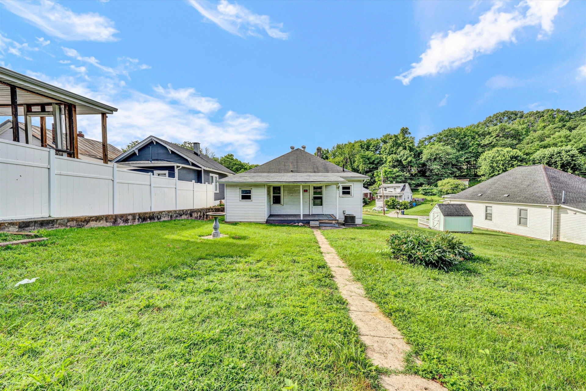 1108 Tompkins AVE - Photo 28