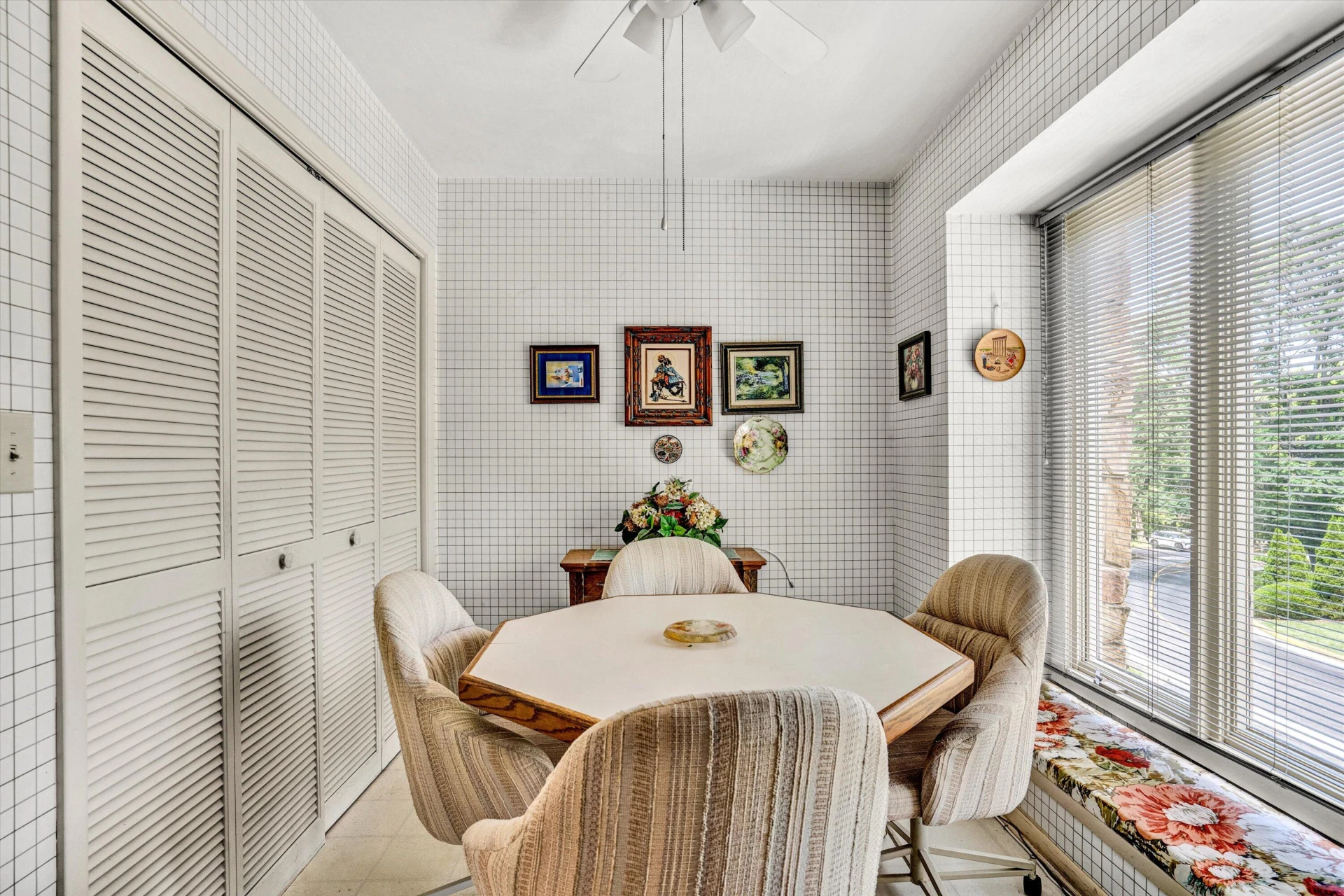 3253 Londonderry LN - Photo 15