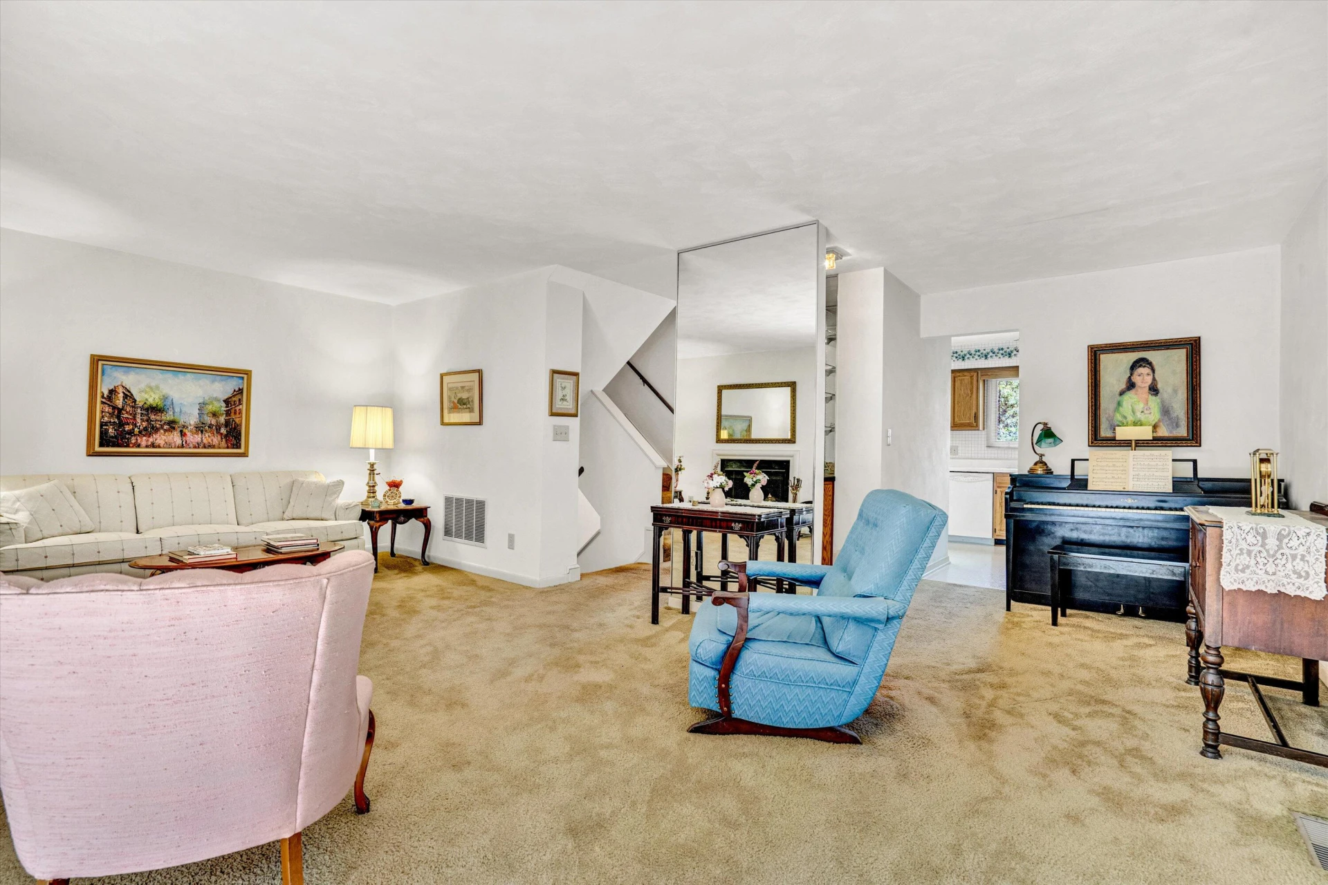 3253 Londonderry LN - Photo 7