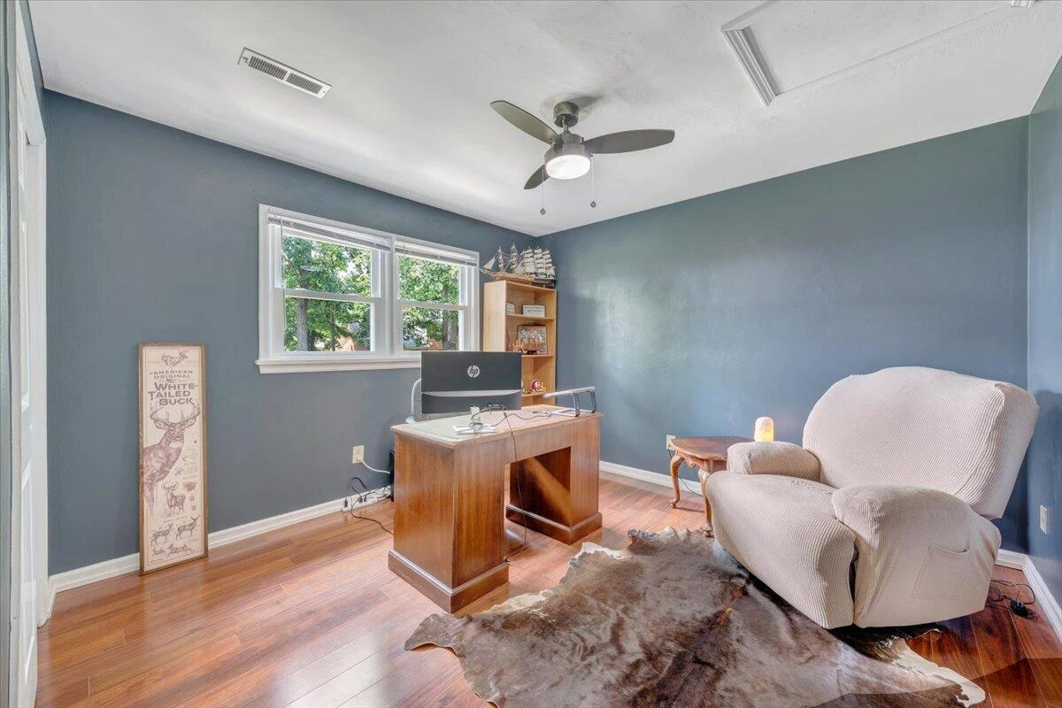 245 Queen Regent CT - Photo 24