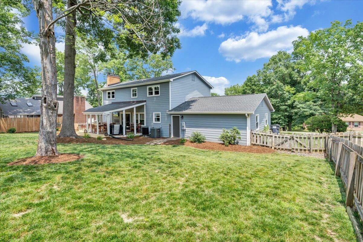 245 Queen Regent CT - Photo 43