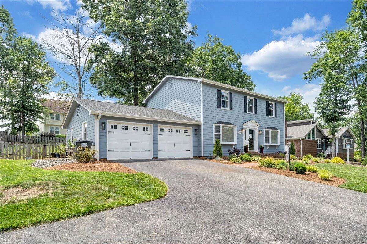 245 Queen Regent CT - Photo 45