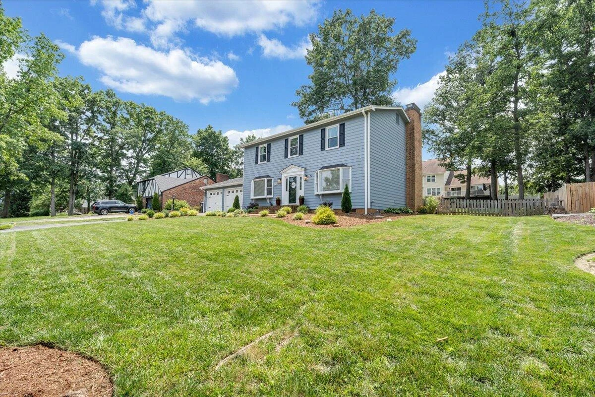 245 Queen Regent CT - Photo 49