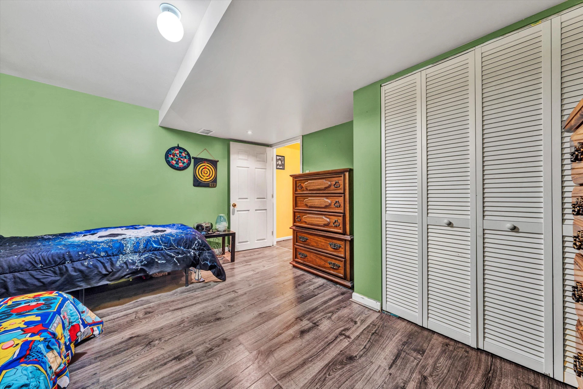 139 Christian AVE - Photo 23