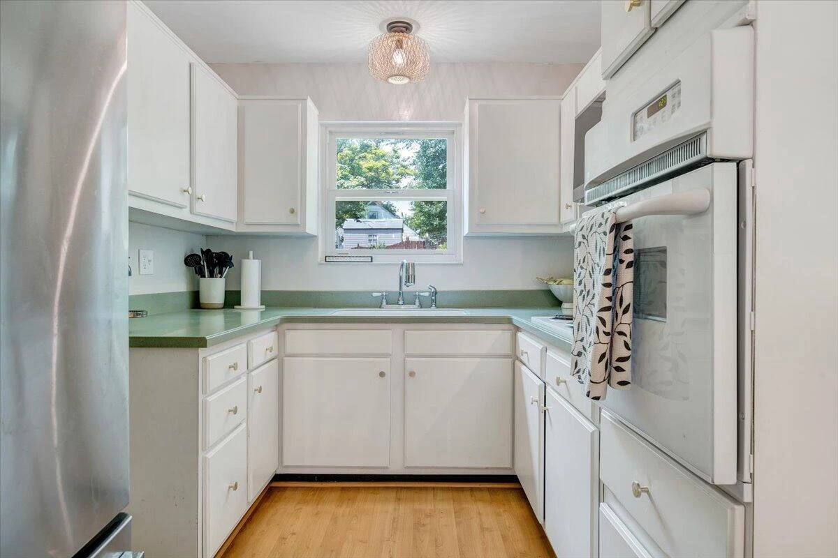 4332 Bandy RD - Photo 17