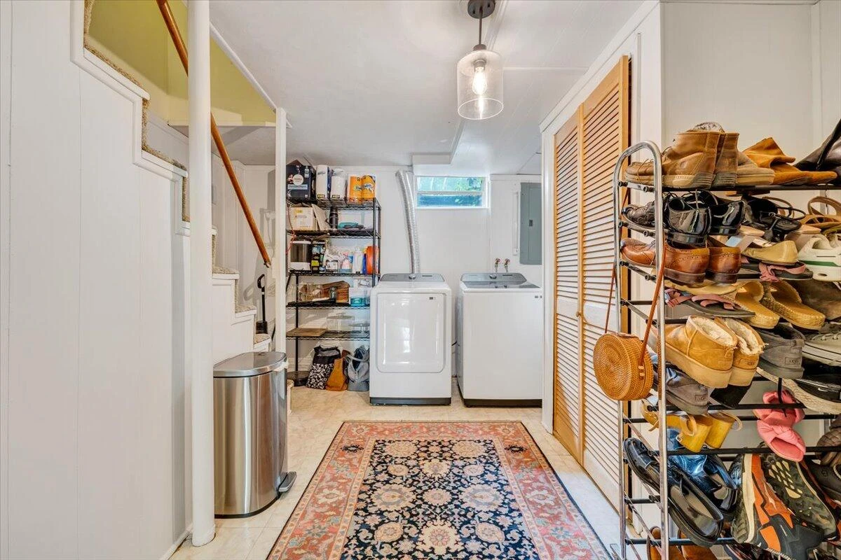 4332 Bandy RD - Photo 30